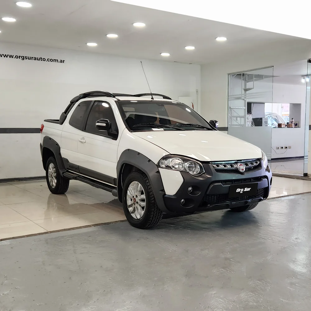 FIAT Strada 2017 4x2 NAFTA Miniatura 3
