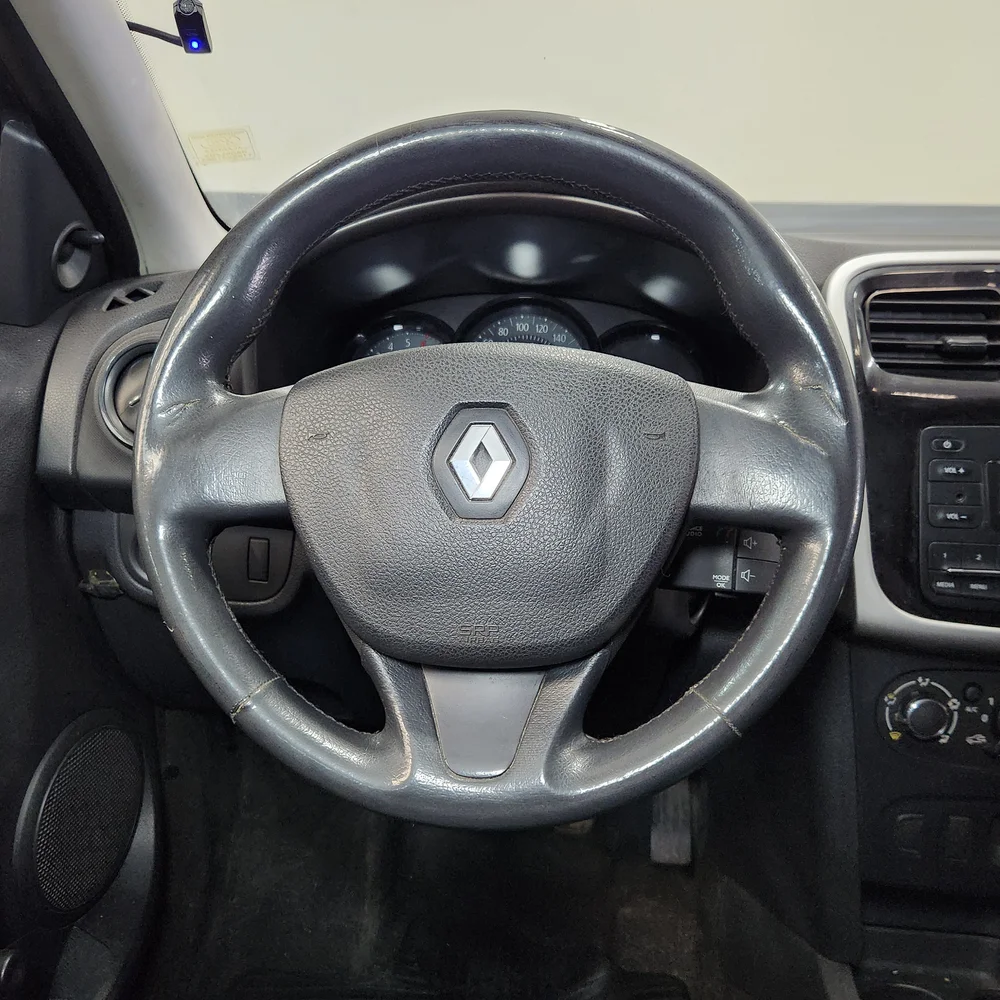 RENAULT Sandero 2017 4x2 NAFTA Miniatura 14