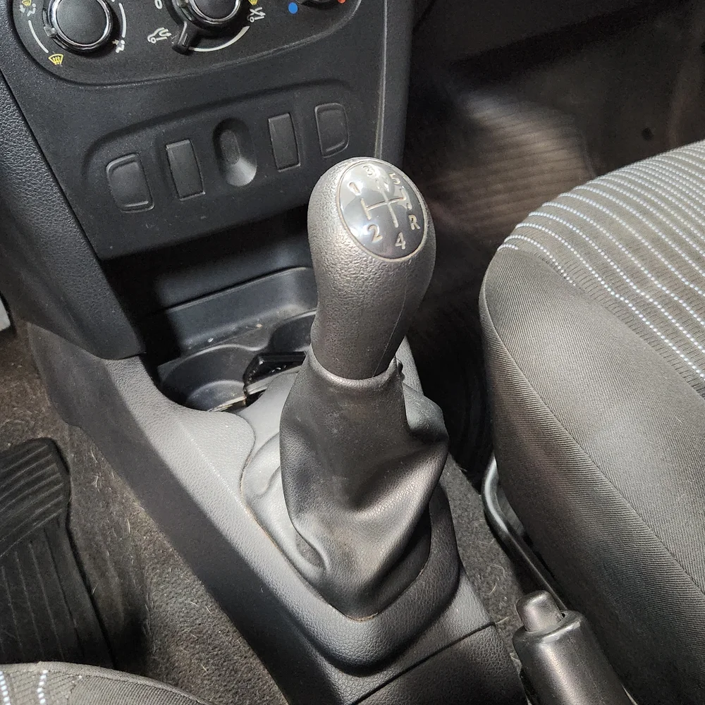 RENAULT Sandero 2017 4x2 NAFTA Miniatura 16