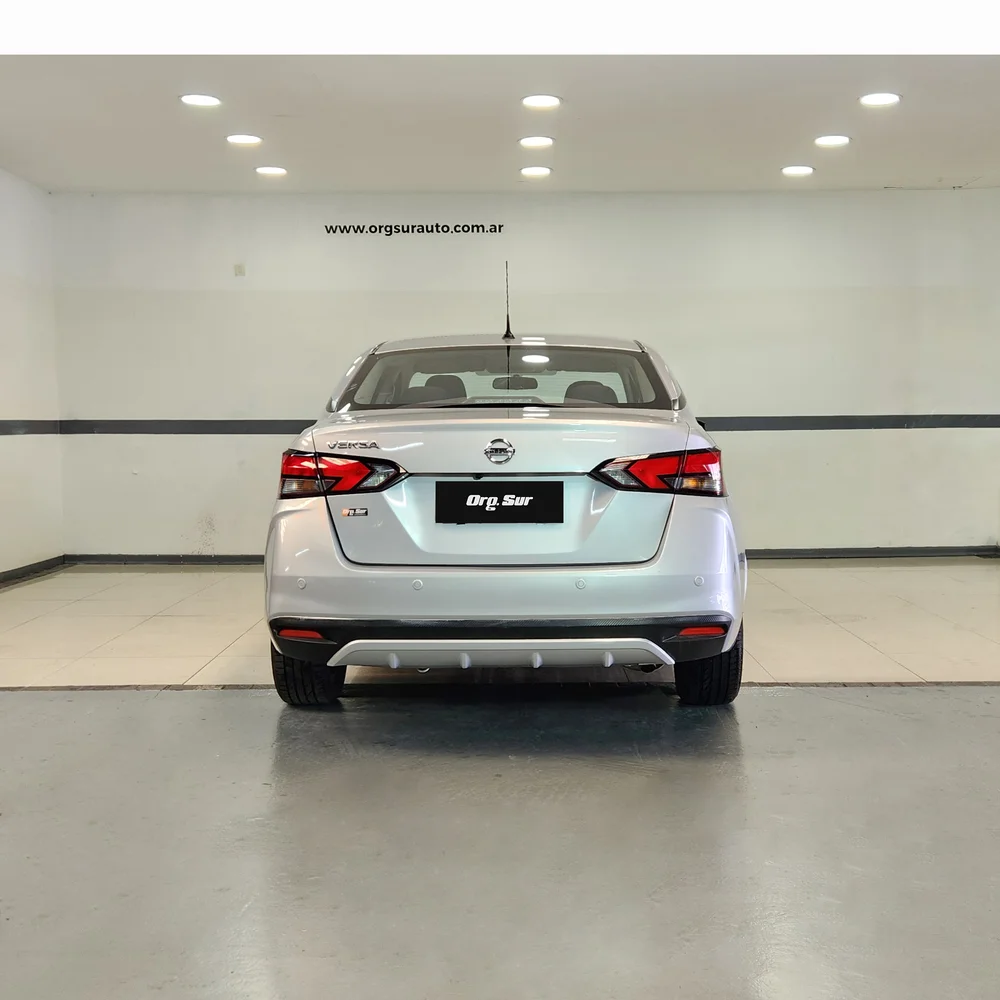 NISSAN Versa 2022 4x2 NAFTA Miniatura 6