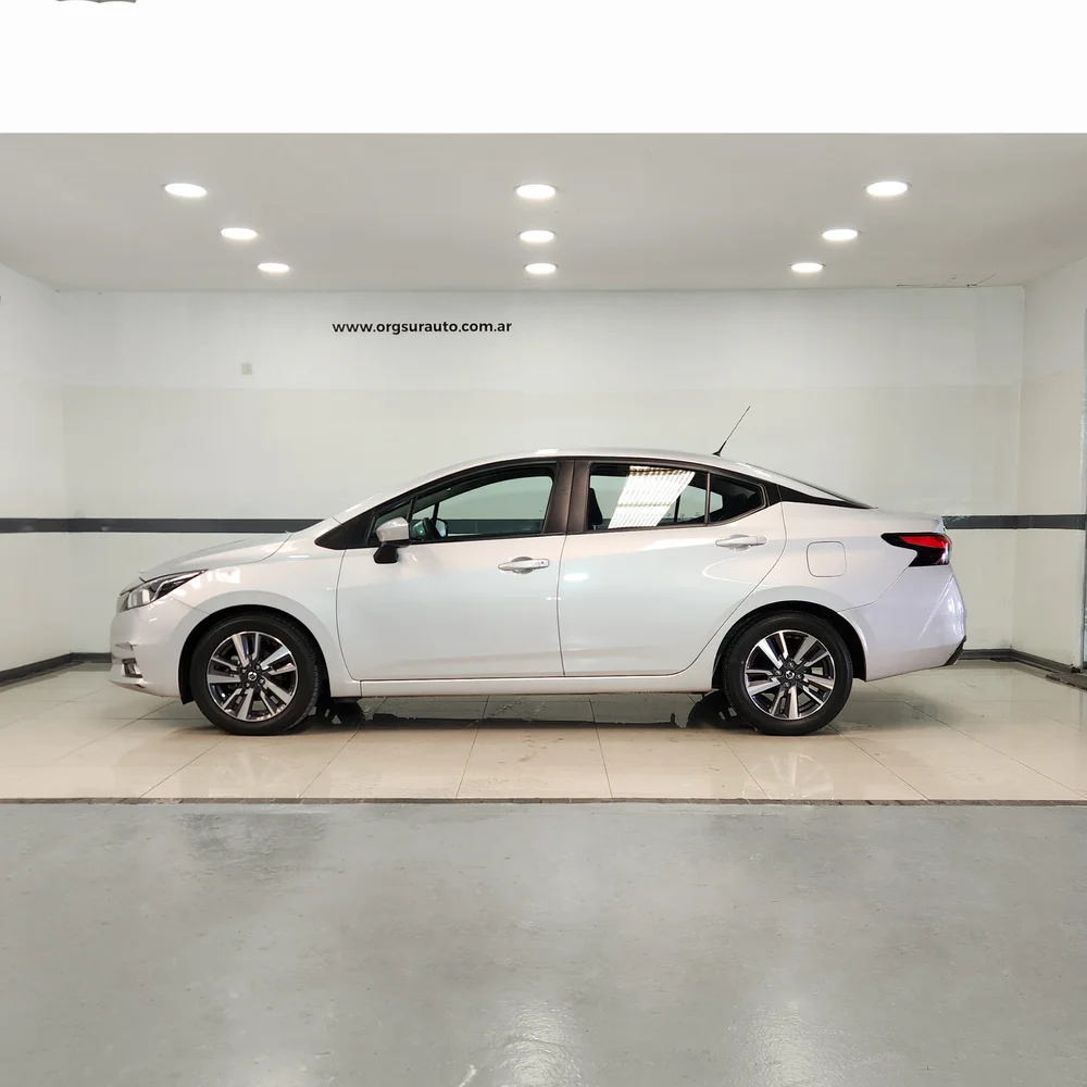 NISSAN Versa 2022 4x2 NAFTA Miniatura 8