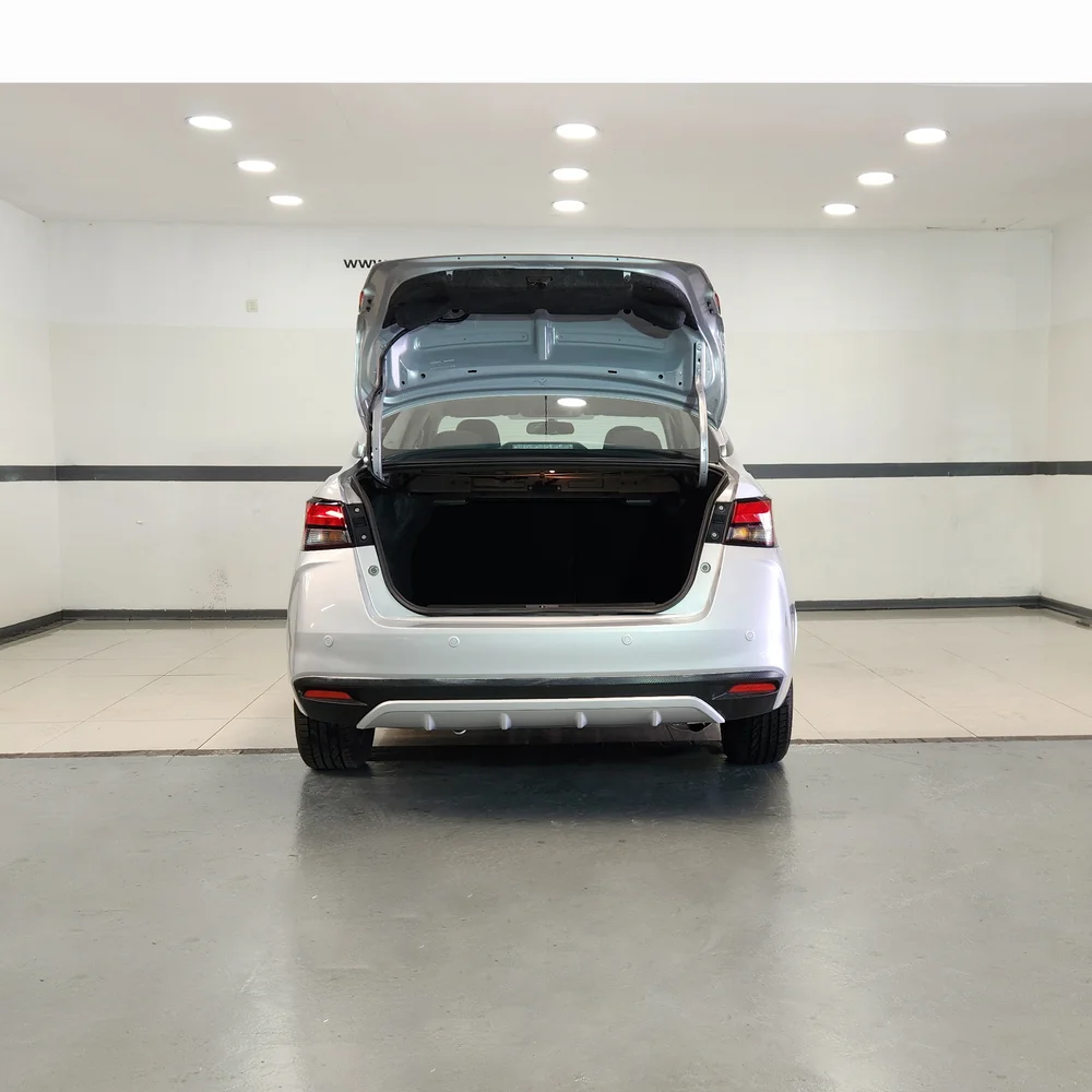 NISSAN Versa 2022 4x2 NAFTA Miniatura 9
