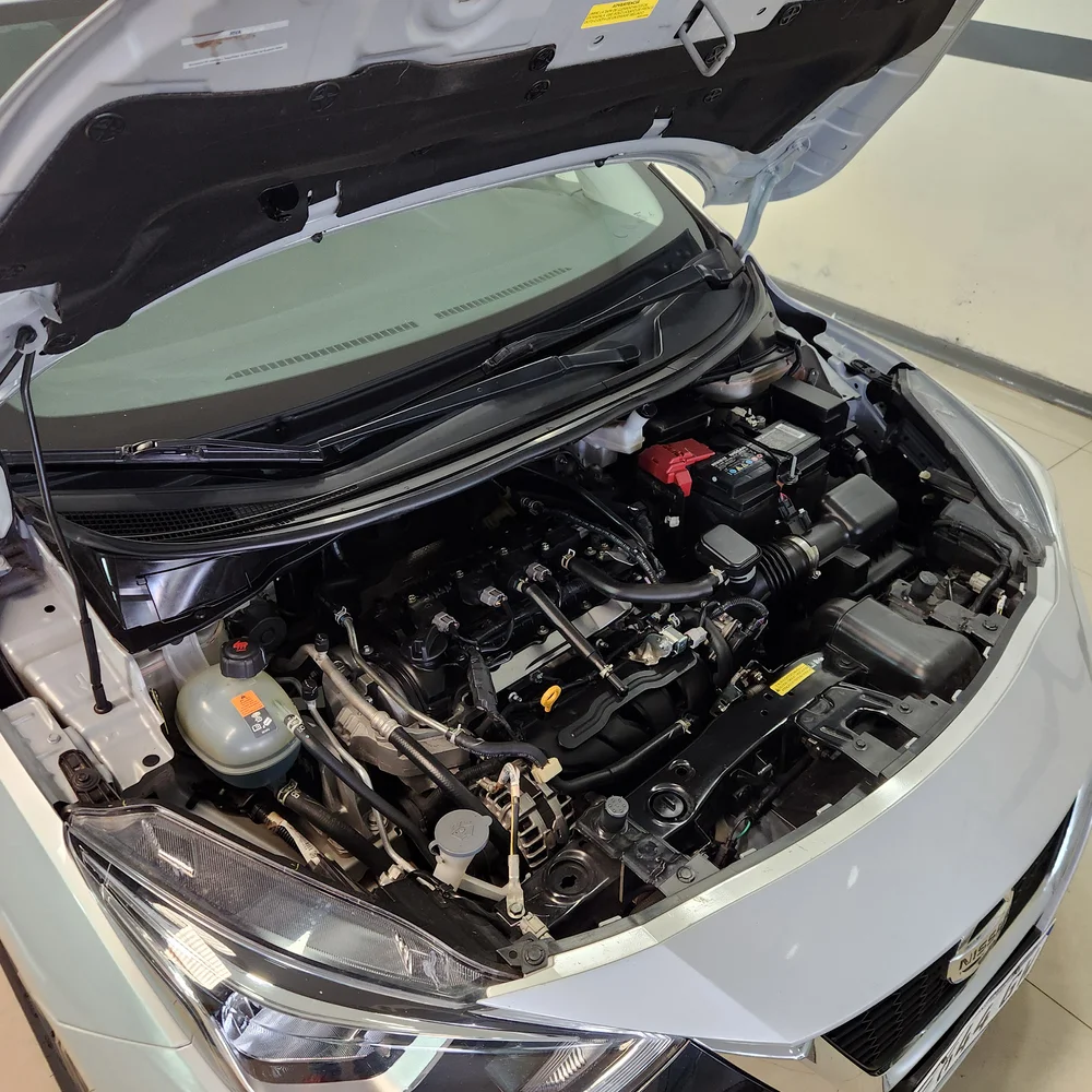 NISSAN Versa 2022 4x2 NAFTA Miniatura 22