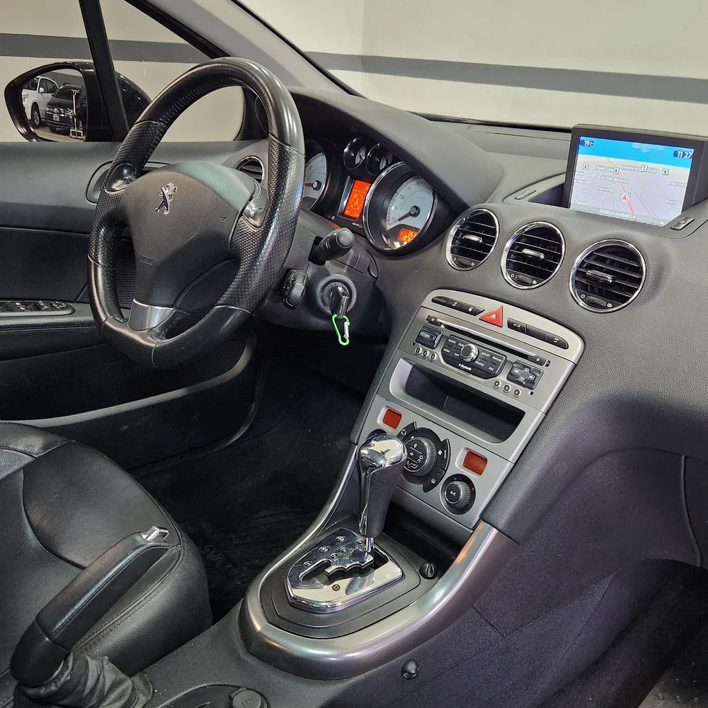 PEUGEOT 308 2014 4x2 NAFTA Miniatura 18